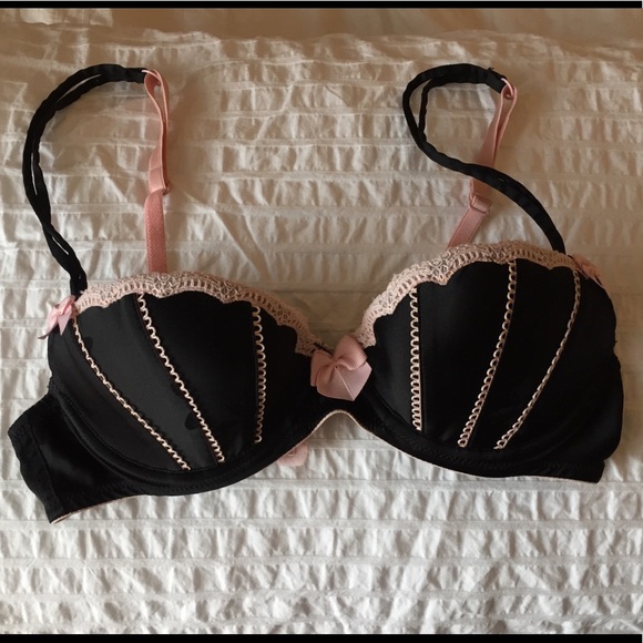 Sexy Little Things Victoria’s Secret Push Up Bra - Picture 2 of 3